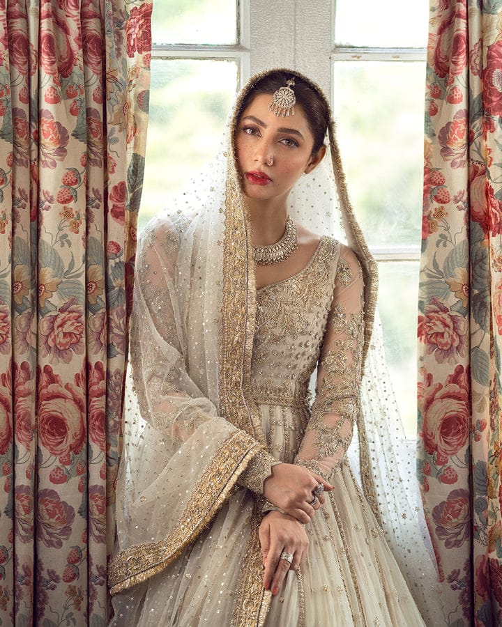 Faiza Saqlain-Anamta